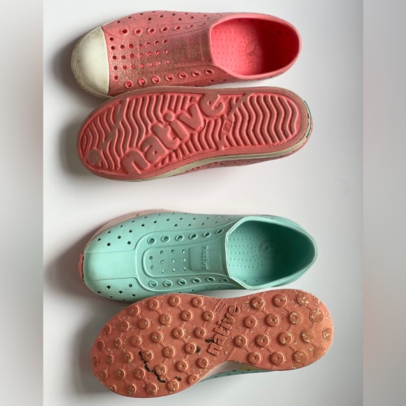 2 pairs of native shoes - Picture 1 of 2